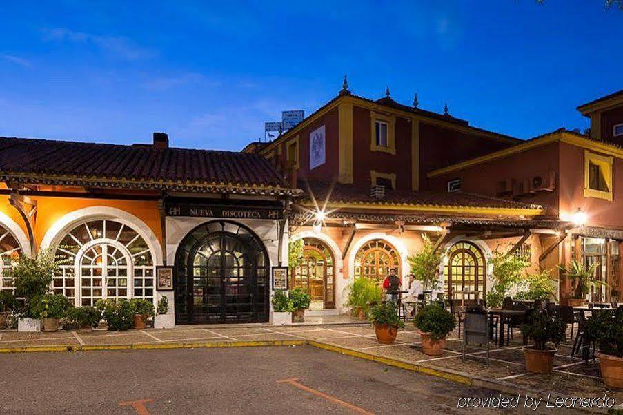 Hotel Huerta Honda Zafra Exterior photo